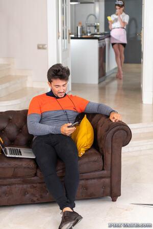 Original 1067 px/ 1600 px