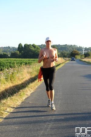 Original 1331 px/ 2000 px