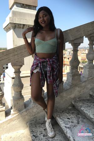 Original 2000 px/ 3000 px