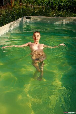 Original 3744 px/ 5616 px