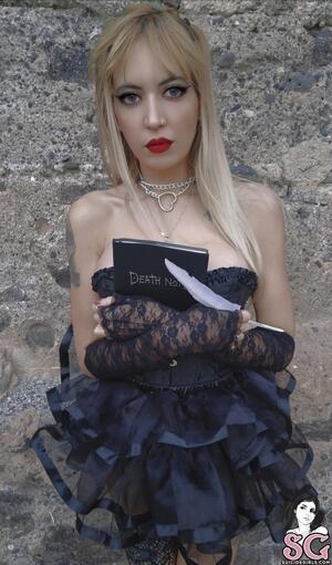 Original 2401 px/ 4088 px