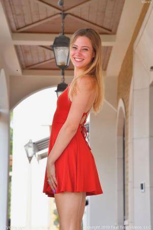 Original 852 px/ 1280 px