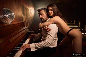 Original 2999 px/ 2000 px