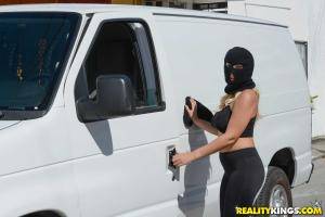 Original 1901 px/ 1269 px