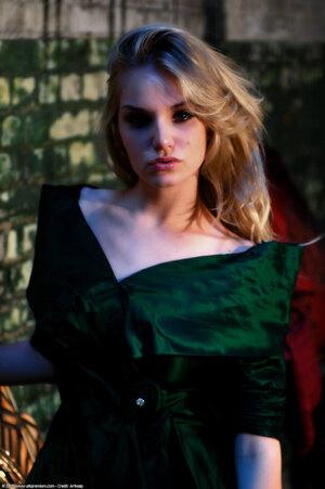 Original 1021 px/ 1536 px