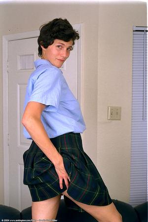 Original 682 px/ 1024 px