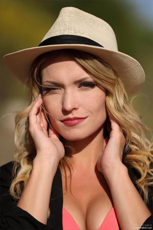 Original 2667 px/ 4000 px