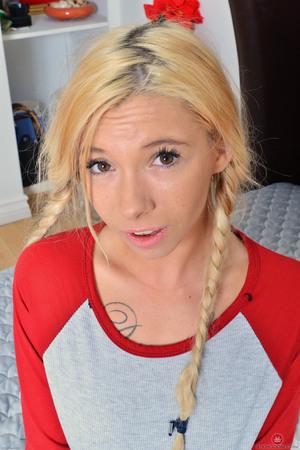 Original 3200 px/ 4800 px