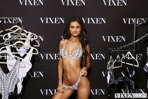 Original 3000 px/ 2000 px