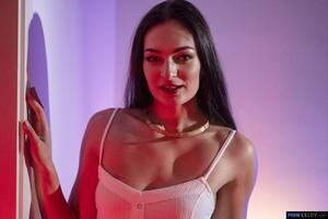 Original 2160 px/ 1441 px