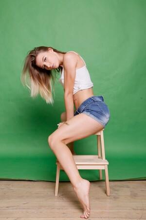 Original 1280 px/ 1920 px