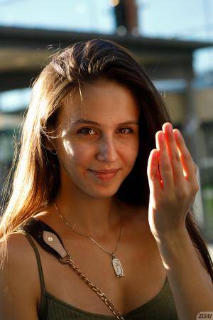 Original 1280 px/ 1920 px