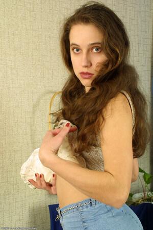 Original 682 px/ 1024 px