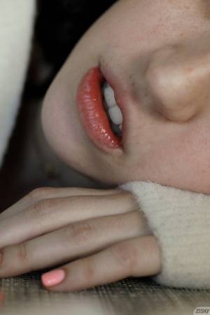 Original 1280 px/ 1920 px