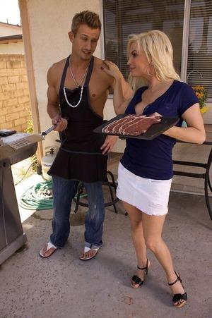 Original 719 px/ 1080 px