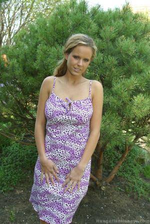 #HungarianHoneys Zuzana Drabinova - Big Back Yard Boobies