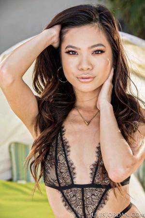 Original 1066 px/ 1600 px