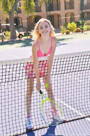 Original 852 px/ 1280 px