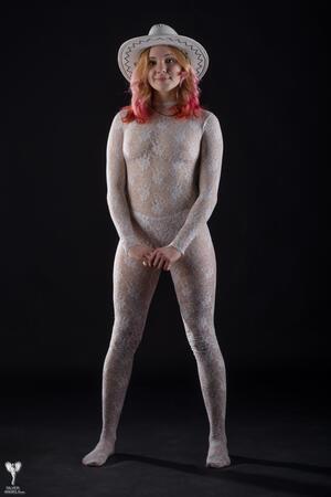 Original 2000 px/ 3000 px