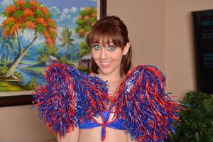 Original 3000 px/ 2003 px