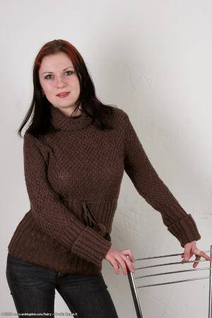 Original 682 px/ 1024 px