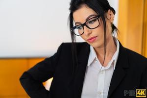 Original 4090 px/ 2727 px