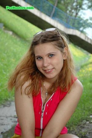 Original 466 px/ 700 px