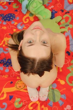 Original 853 px/ 1280 px