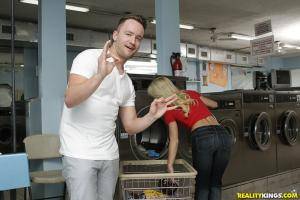 Original 3840 px/ 2560 px