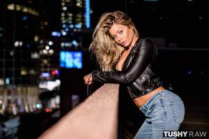 Original 1600 px/ 1067 px