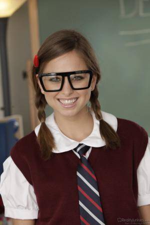 Original 1280 px/ 1920 px