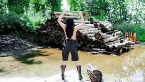 Original 1620 px/ 911 px