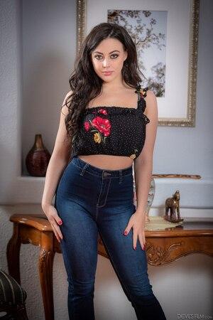 Original 1280 px/ 1920 px