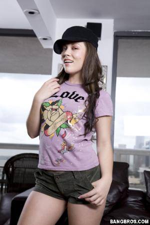 Original 533 px/ 800 px