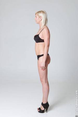 Original 854 px/ 1280 px