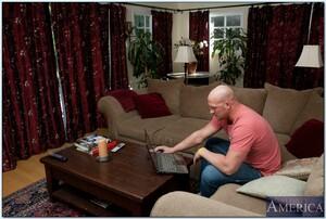 Original 850 px/ 571 px