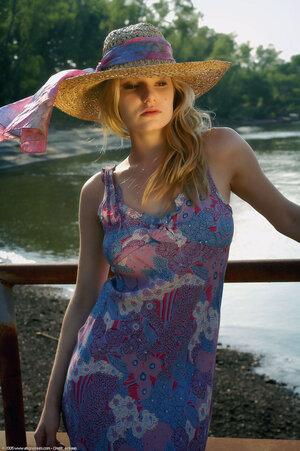 Original 1021 px/ 1536 px