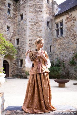 Original 1067 px/ 1600 px