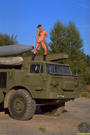 Original 683 px/ 1024 px