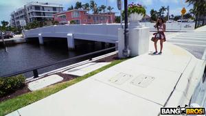 Original 1280 px/ 720 px