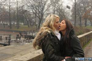 Original 1280 px/ 853 px