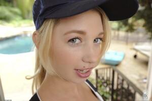 Original 1600 px/ 1064 px