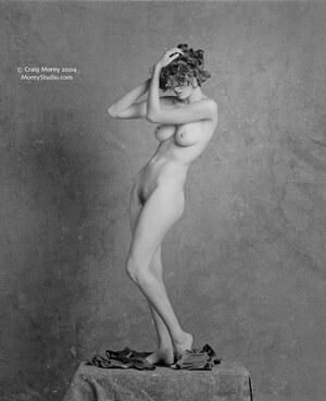 Original 704 px/ 864 px