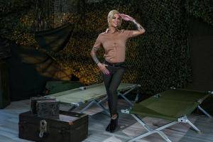 Original 2500 px/ 1667 px