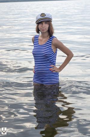 Original 2001 px/ 3021 px