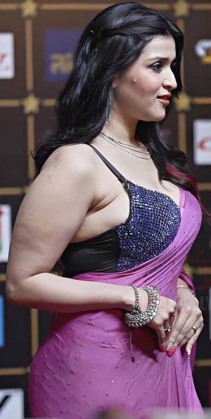 Original 736 px/ 1457 px