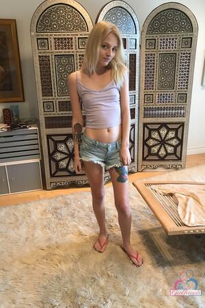 Original 2000 px/ 3000 px