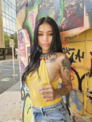 Original 3000 px/ 4000 px