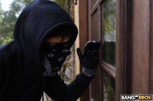 Original 2000 px/ 1333 px