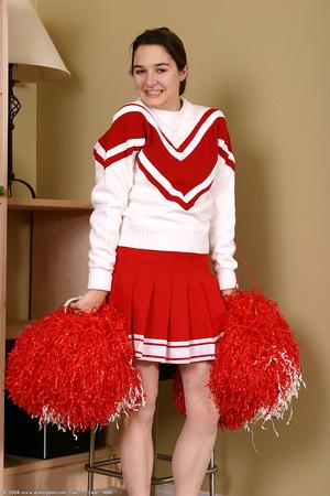 Original 682 px/ 1024 px